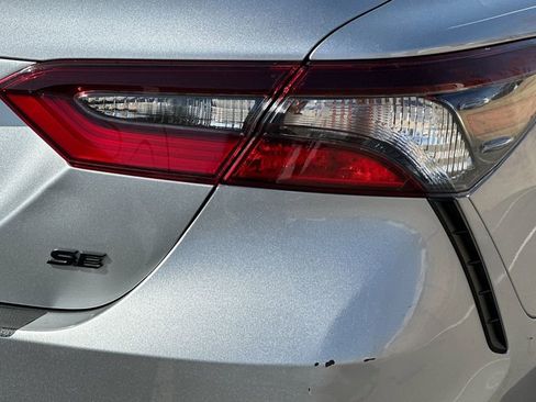 Used 2024 Toyota Camry SE image 29