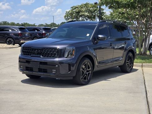 Certified 2025 Kia Telluride SX X-Line AWD/4WD image 2