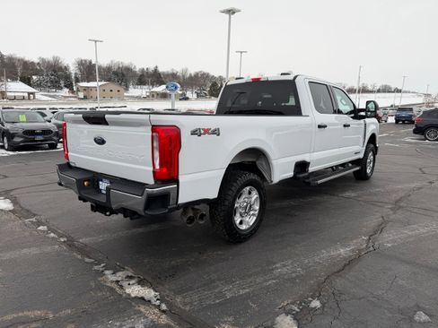 Certified 2025 Ford F250 XLT image 8