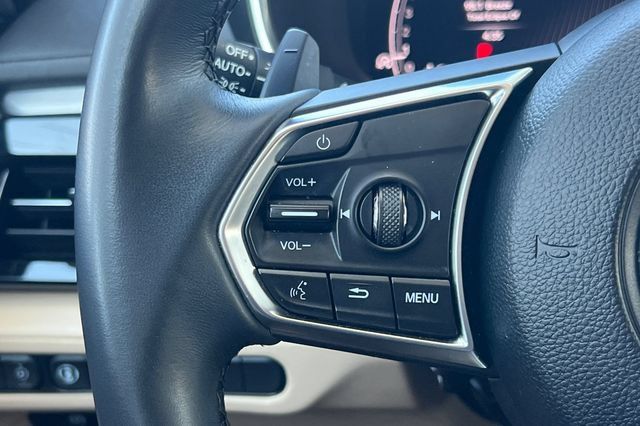 Certified 2025 Acura MDX w/ Technology Package AWD/4WD image 29