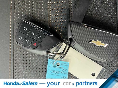 Used 2025 Chevrolet Tahoe High Country image 20