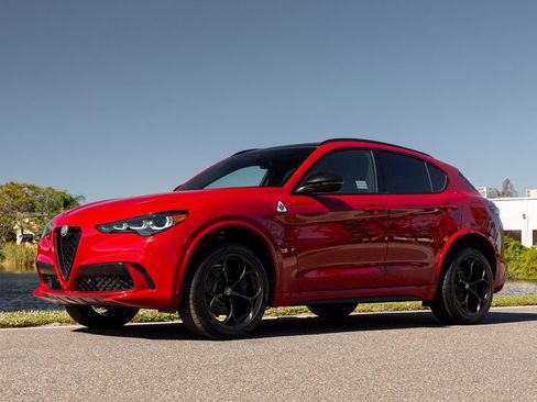 New 2024 Alfa Romeo Stelvio Quadrifoglio w/ Active Assist Plus Package image 6