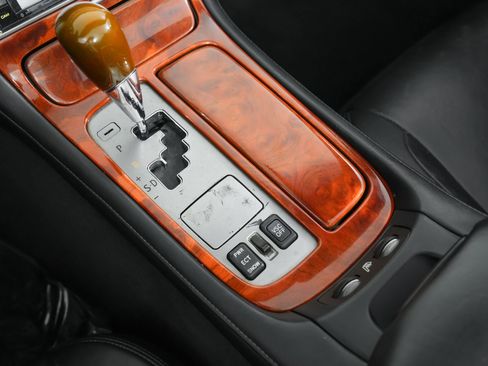 Used 2006 Lexus SC 430 Convertible image 37