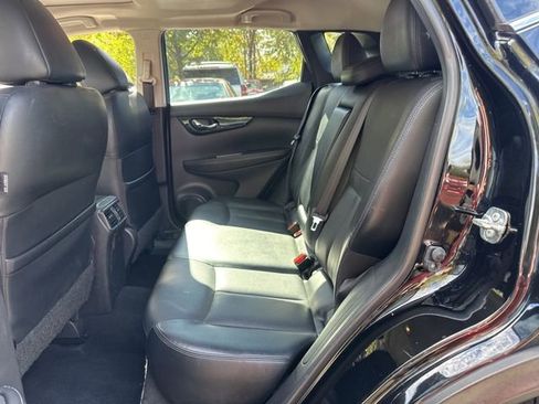 Used 2018 Nissan Rogue Sport SL w/ SL Premium Package image 13