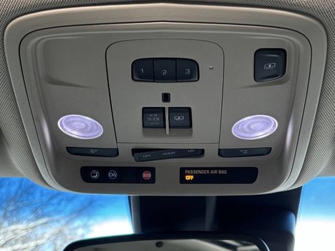 Used 2013 Cadillac XTS Premium image 27