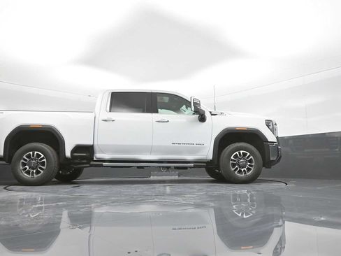 New 2026 GMC Sierra 2500 SLT w/ SLT Premium Package AWD/4WD image 39