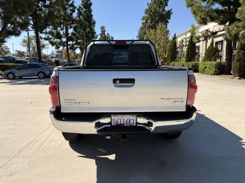 Used 2013 Toyota Tacoma PreRunner w/ SR5 Pkg RWD image 7