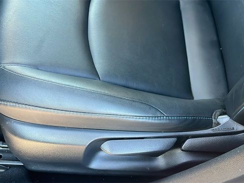 Used 2018 Toyota Prius Three Touring image 12