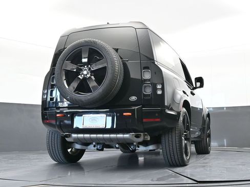 Used 2023 Land Rover Defender 90 X image 60