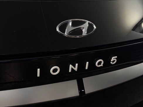 Used 2024 Hyundai Ioniq 5 SEL RWD image 13