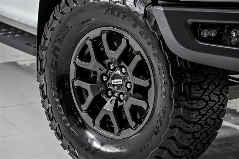 Used 2020 Ford F150 Raptor w/ Equipment Group 802A Luxury AWD/4WD image 3
