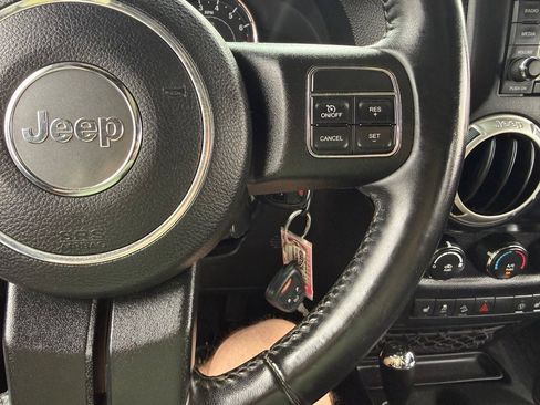 Used 2017 Jeep Wrangler Unlimited Sahara w/ Mopar Chrome Edition Group image 26