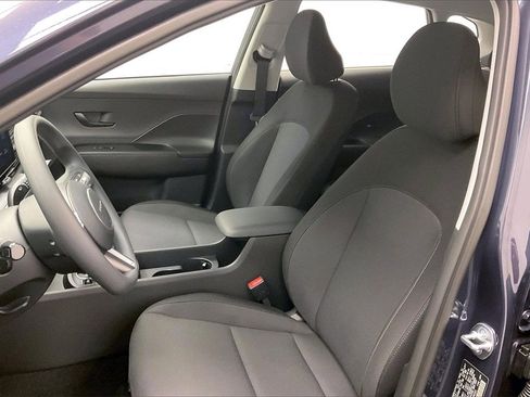 New 2026 Hyundai Kona SE image 9