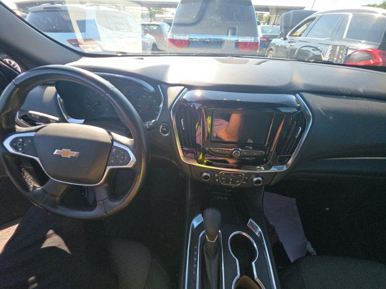 Used 2023 Chevrolet Traverse LT w/ LPO, Floor Liner Package AWD/4WD image 6