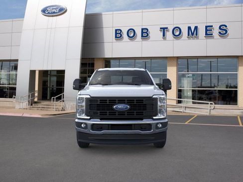 New 2025 Ford F250 XL w/ FX4 Off-Road Package image 8