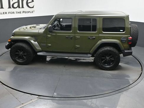 Used 2021 Jeep Wrangler Unlimited Sahara w/ Uconnect 4C Nav & Sound Group AWD/4WD image 43