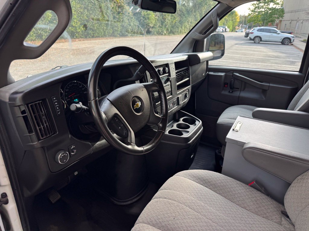 Used 2021 Chevrolet Express 2500 w/ Driver Convenience Package RWD image 20
