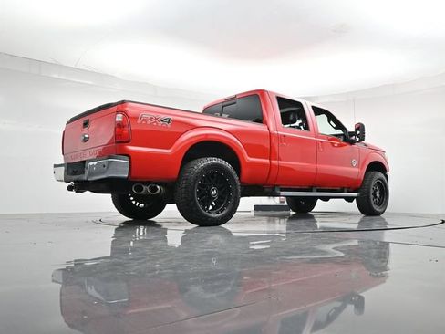 Used 2016 Ford F250 Lariat w/ Lariat Ultimate Package image 28