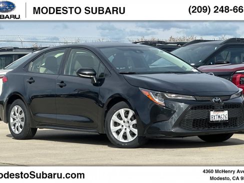 Used 2022 Toyota Corolla LE image 1