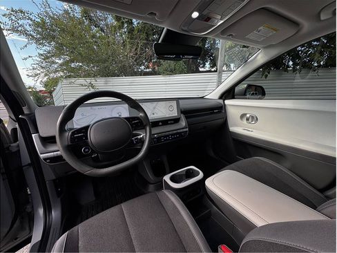 Used 2024 Hyundai Ioniq 5 SEL AWD/4WD image 14