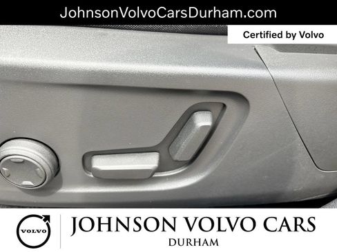 Certified 2024 Volvo XC40 Recharge Ultimate RWD image 15