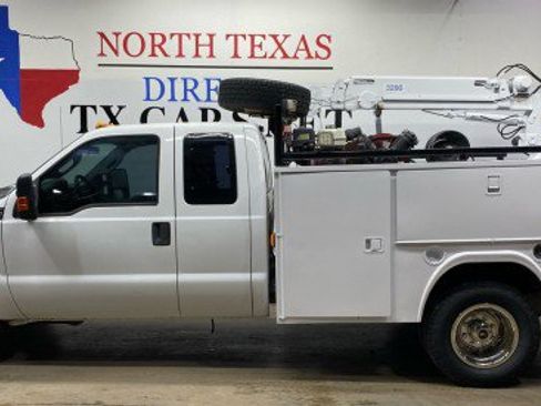 Used 2015 Ford F350 XL w/ Power Equipment Group RWD image 9