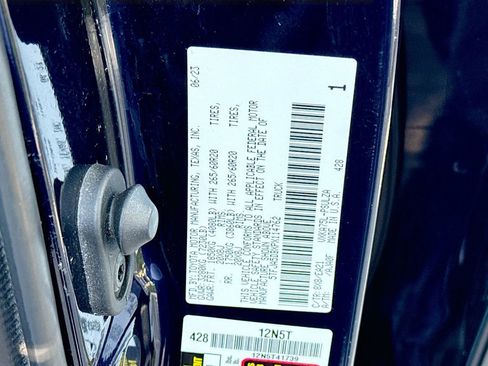 Used 2023 Toyota Tundra Limited w/ Power Package image 34