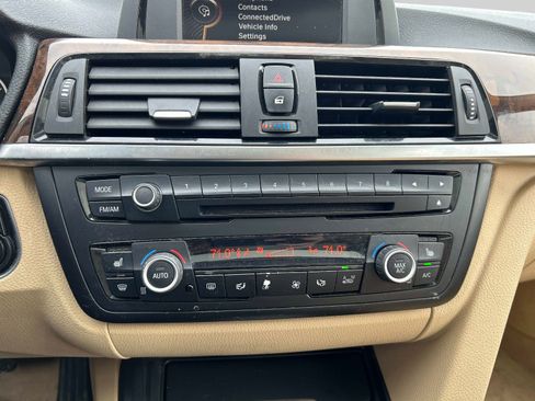 Used 2014 BMW 320i xDrive Sedan image 29