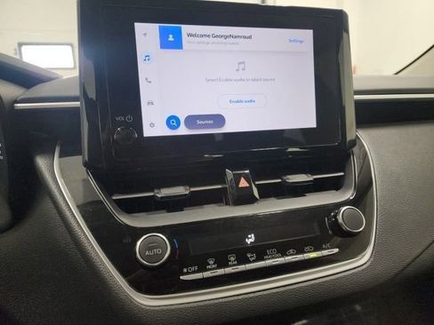 Used 2024 Toyota Corolla LE image 28