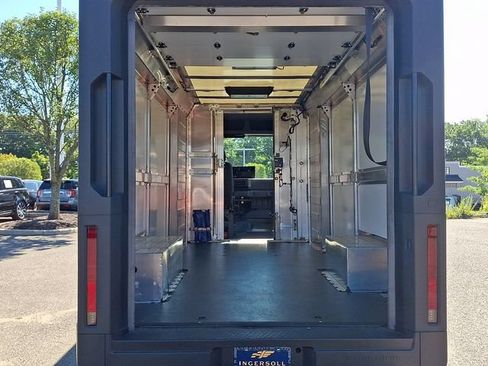 Used 2024 Chevrolet Brightdrop 600 w/ Commercial Equipment Package AWD/4WD image 27