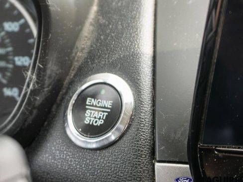 Used 2021 Ford EcoSport SE FWD image 24