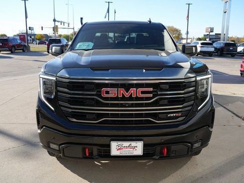 Used 2023 GMC Sierra 1500 AT4 w/ AT4 Premium Package image 32