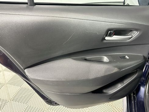 Used 2021 Toyota Corolla LE w/ LE Convenience Package FWD image 24