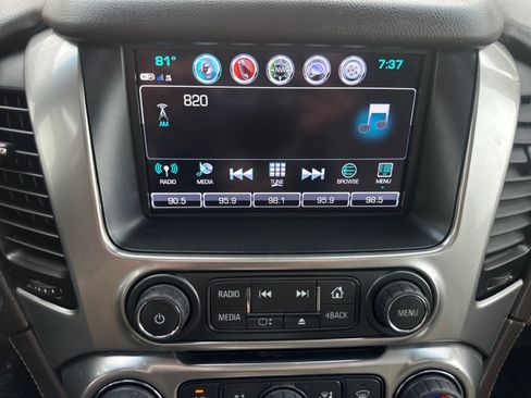 Used 2018 Chevrolet Tahoe Premier RWD image 16