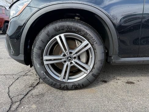 Used 2021 Mercedes-Benz GLC 300 4MATIC image 24