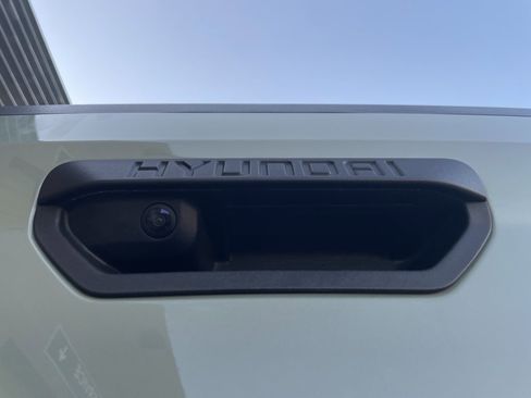 Used 2023 Hyundai Santa Cruz SEL image 16