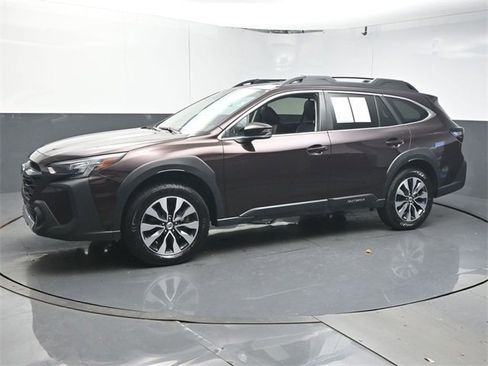 Used 2024 Subaru Outback Limited image 4