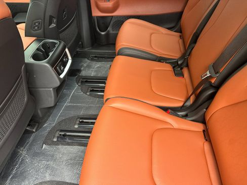 New 2026 Kia Carnival SX FWD image 12