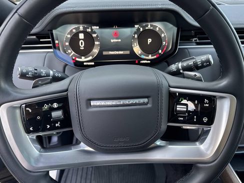 Certified 2025 Land Rover Range Rover SE AWD/4WD image 27
