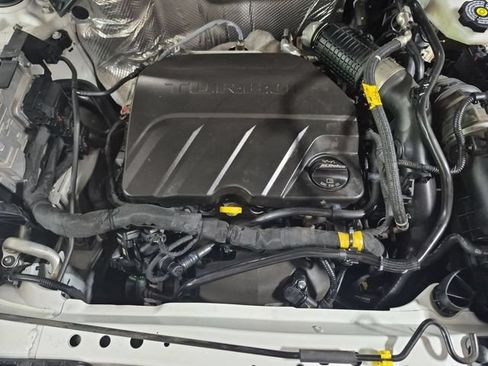 Used 2024 Buick Envista Sport Touring w/ Convenience I Package FWD image 34