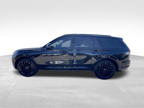 Used 2025 Lincoln Aviator Reserve w/ Jet Appearance Package AWD/4WD image 11