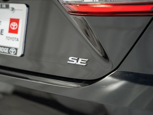 Used 2025 Toyota Camry SE AWD/4WD image 8