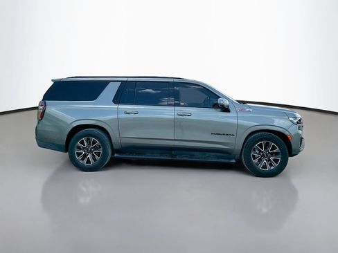 Used 2023 Chevrolet Suburban Z71 w/ Z71 Off-Road Package AWD/4WD image 8