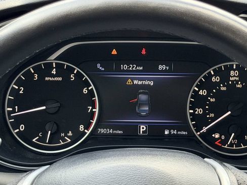 Used 2017 Nissan Maxima SR FWD image 15