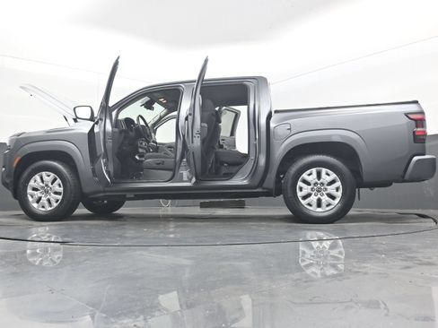 Used 2023 Nissan Frontier SV RWD image 37