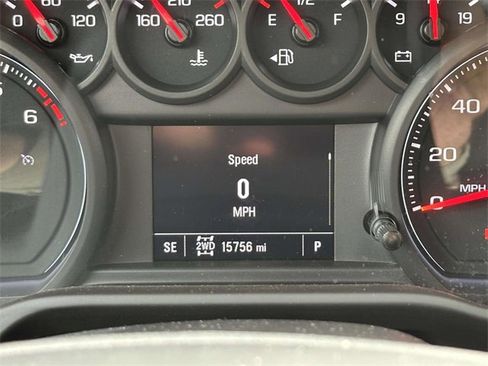 Used 2023 Chevrolet Silverado 1500 Custom image 16