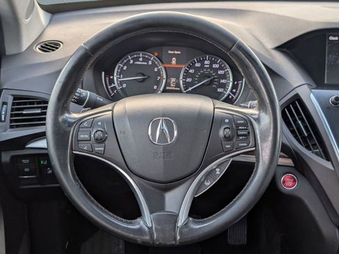 Used 2020 Acura MDX FWD image 17