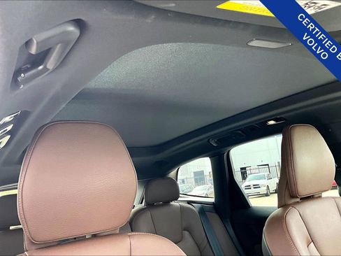 Certified 2023 Volvo XC60 B5 Plus w/ Protection Package Premier image 22