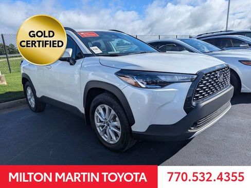 Certified 2024 Toyota Corolla Cross LE FWD image 2