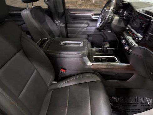 Used 2022 GMC Sierra 1500 SLT w/ SLT Premium Plus Package image 30